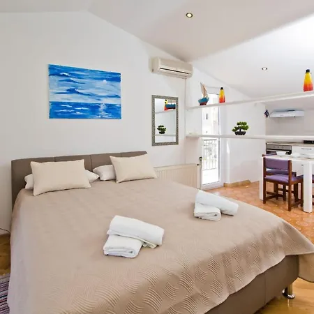 Melita Apartamento *